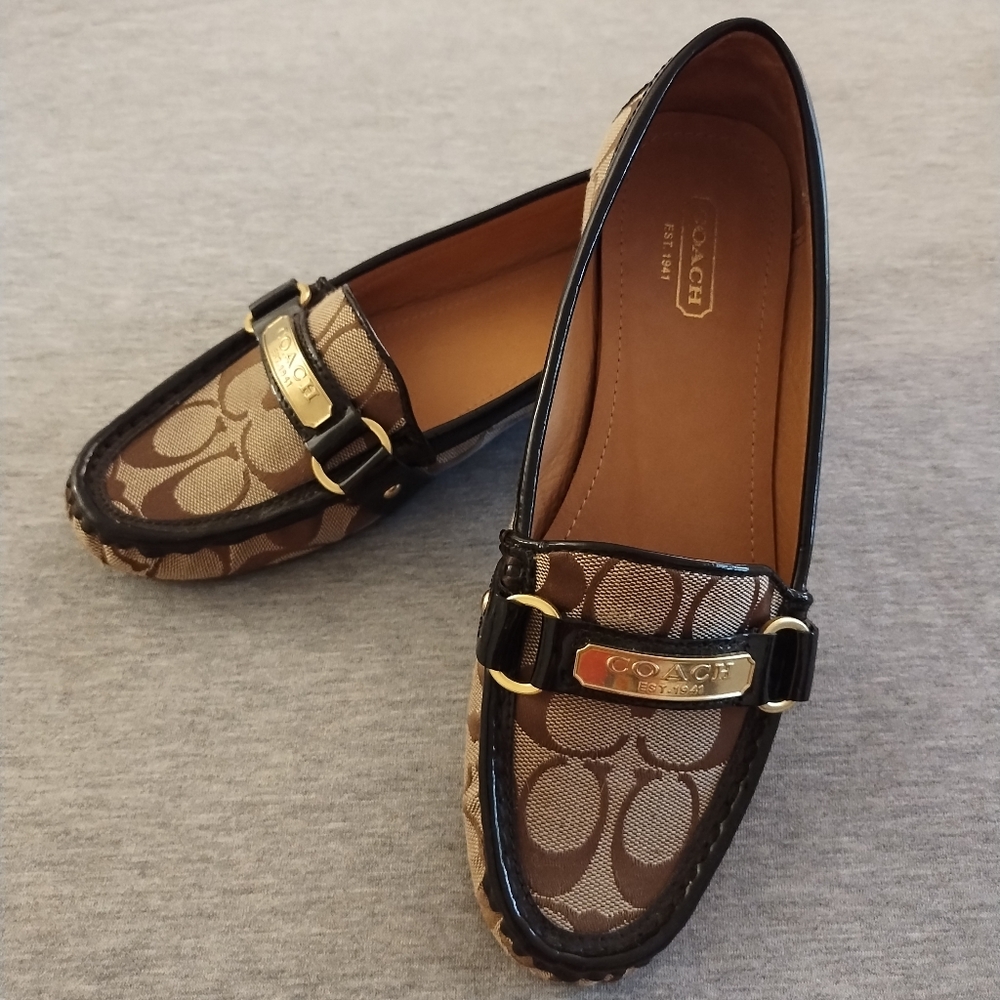 Women's Coach Felisha Signature C Khaki Monogram Loafers Size 8 M - Picture 14 of 14